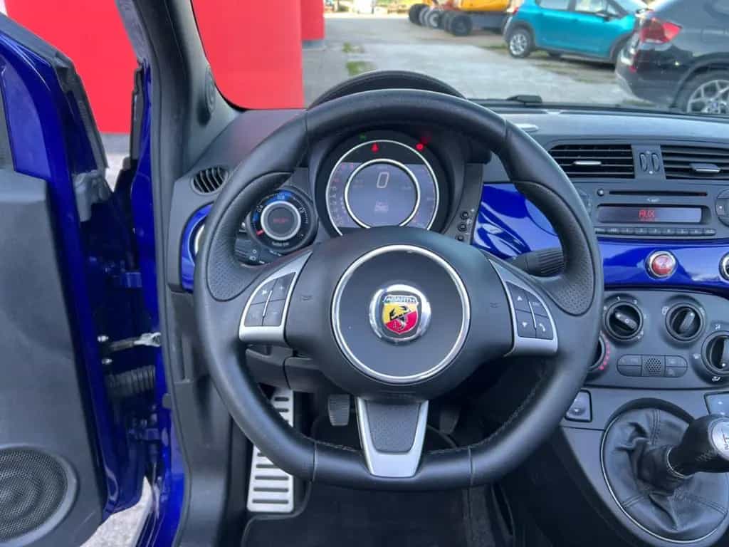 Abarth 595 C 1.4 Turbo T-Jet 140 CV 09/2015-photo-12