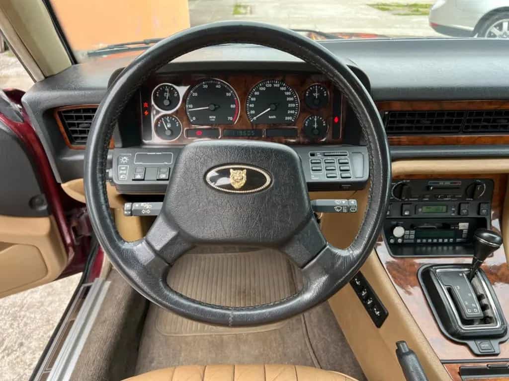Jaguar XJ XJ6 4.0 02/1990-photo-12