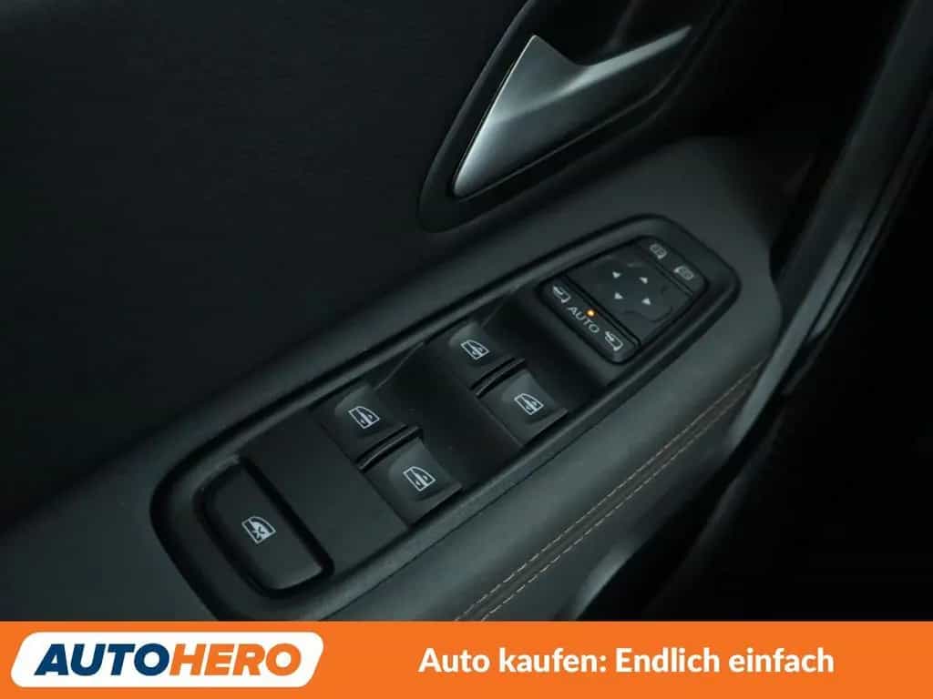 Dacia Duster 1.3 TCe Extreme*NAVI*TEMPO*PDC*SHZ*LIM* 10/2023-photo-24
