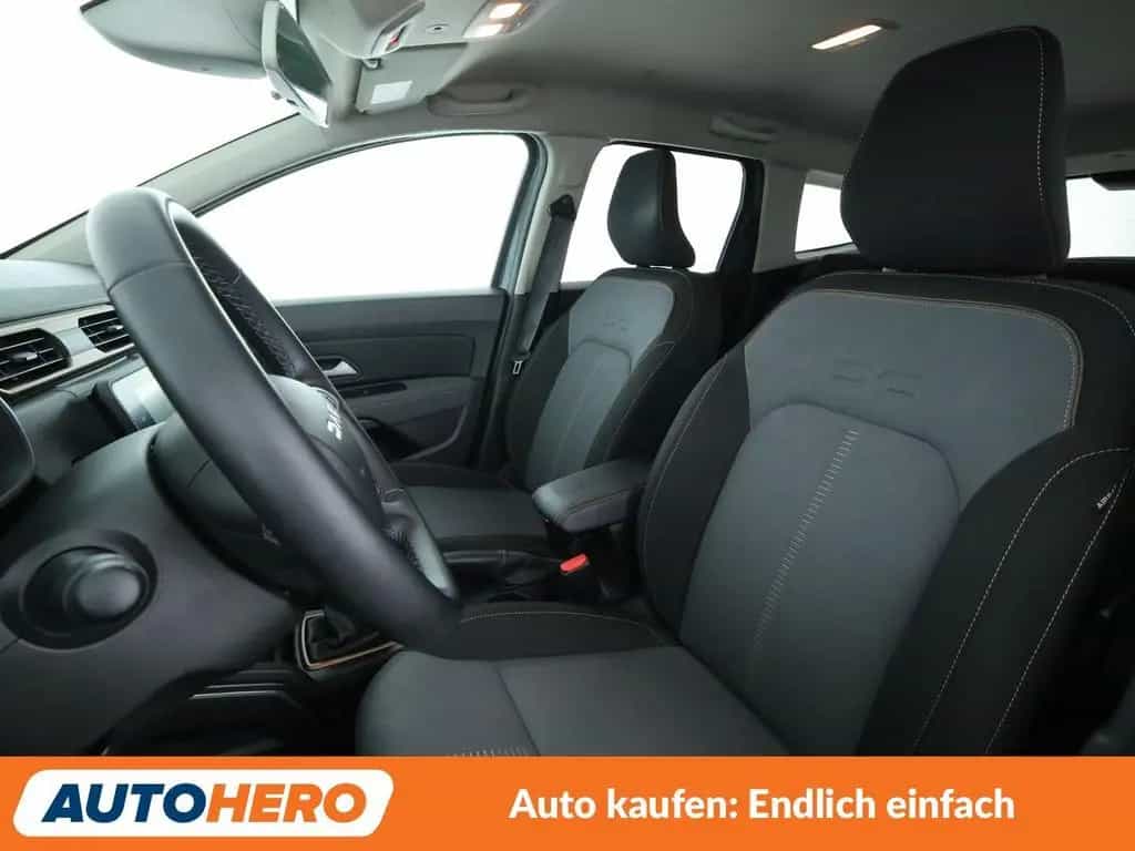 Dacia Duster 1.3 TCe Extreme*NAVI*TEMPO*PDC*SHZ*LIM* 10/2023-photo-9