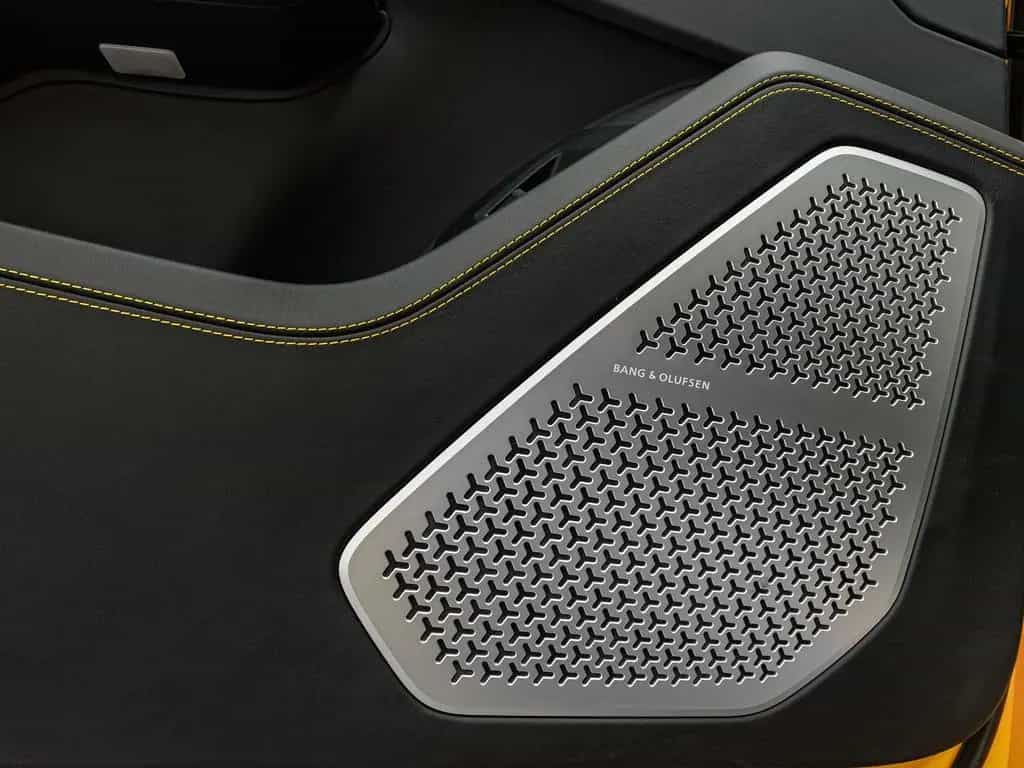 Lamborghini Urus 01/2022-photo-15