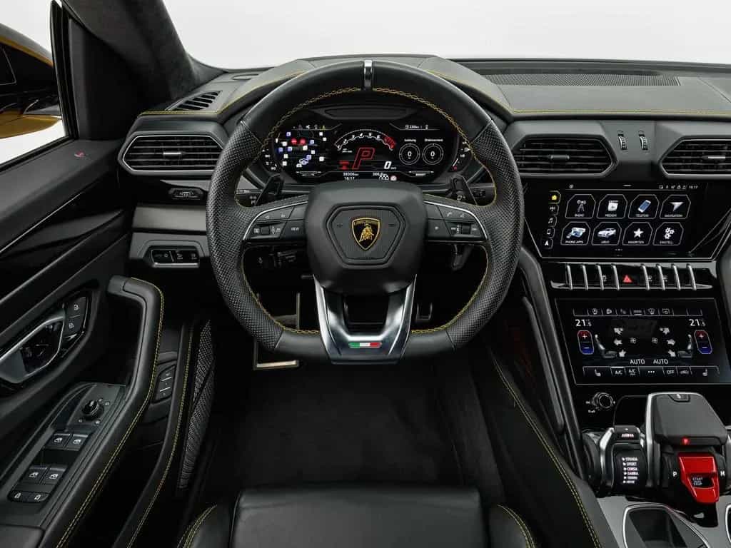 Lamborghini Urus 01/2022-photo-7