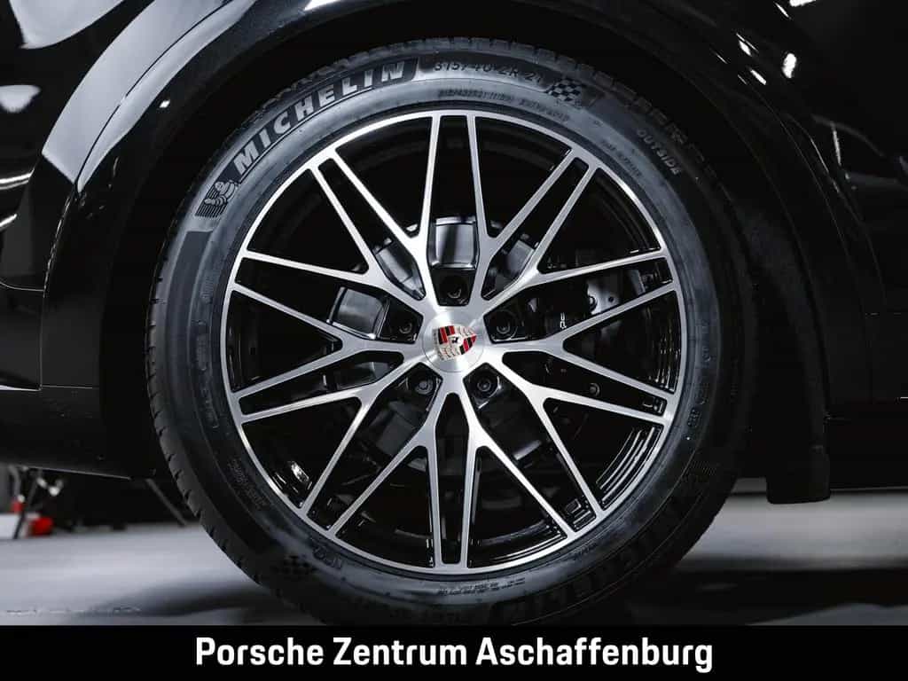 Porsche Cayenne Black Edition Sport Design Paket null-photo-11