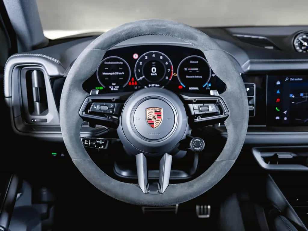 Porsche Cayenne Black Edition Sport Design Paket null-photo-16