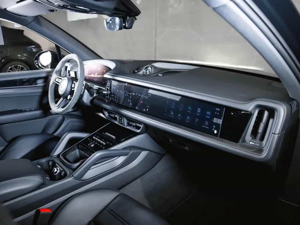 Porsche Cayenne Black Edition Sport Design Paket null-photo-18