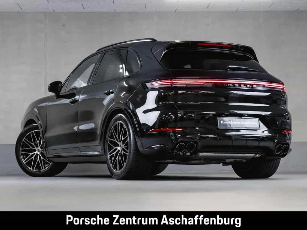Porsche Cayenne Black Edition Sport Design Paket null-photo-2