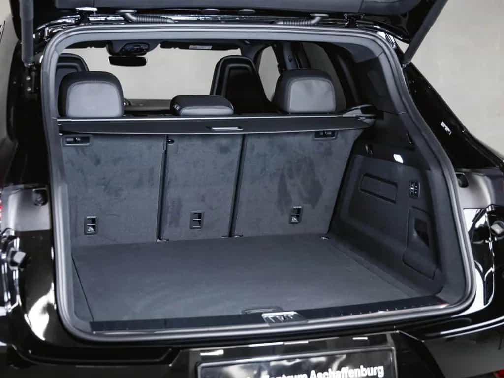 Porsche Cayenne Black Edition Sport Design Paket null-photo-29