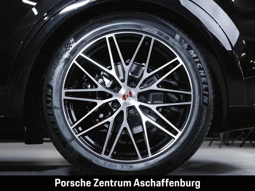 Porsche Cayenne Black Edition Sport Design Paket null-photo-9