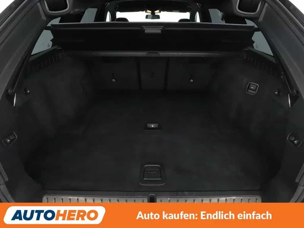 BMW 520 d M Sport Aut.*NAVI*LED*HUD*ACC*CAM*PDC*SHZ* 04/2019-photo-17