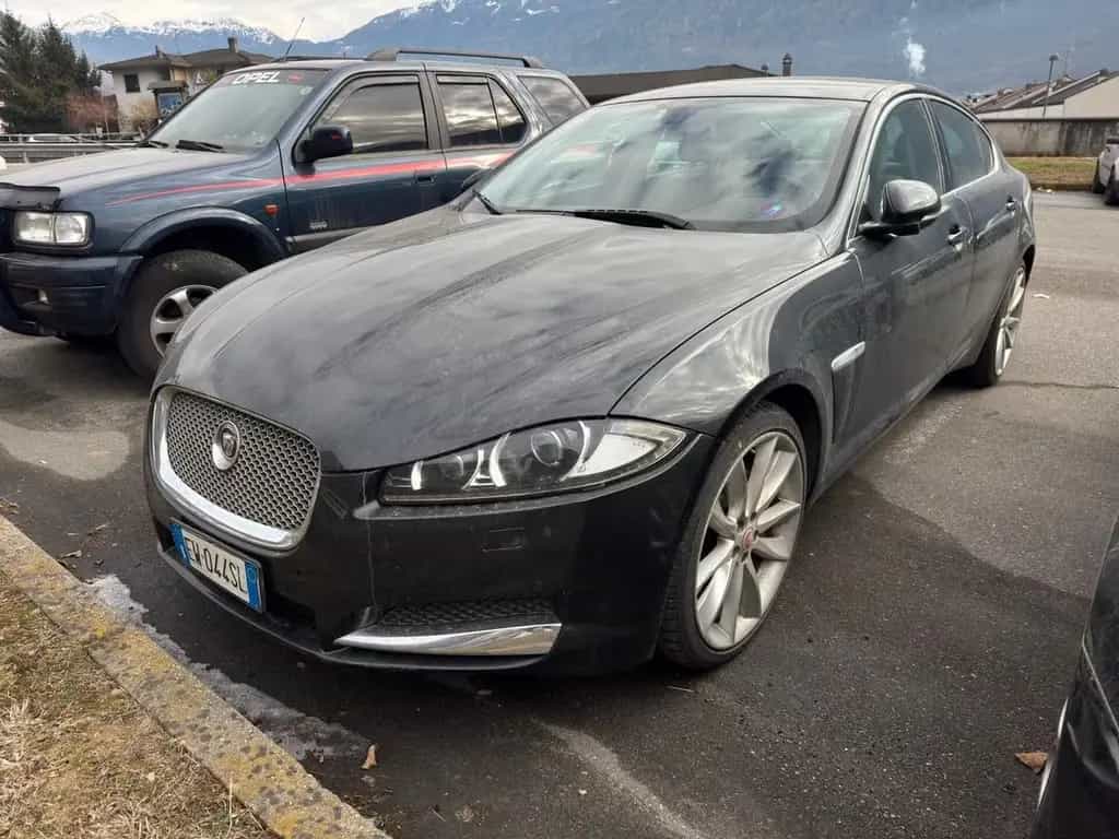 Jaguar XF XF 3.0cc 340CV Portfolio awd auto 10/2014-photo-0