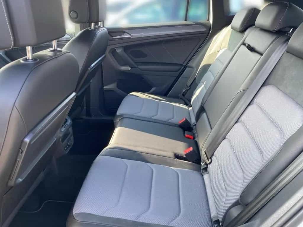 Volkswagen Tiguan R-LINE+APP CONNECT+LED+CARPLAY+PDC+NAVI++ 08/2018-photo-7