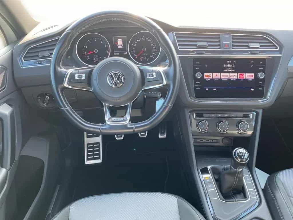 Volkswagen Tiguan R-LINE+APP CONNECT+LED+CARPLAY+PDC+NAVI++ 08/2018-photo-8