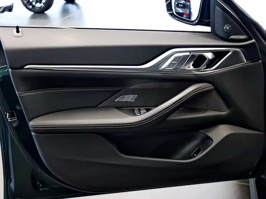 ALPINA B4 Gran Coupé Anhängerkupplung, Schiebedach 02/2024-photo-15