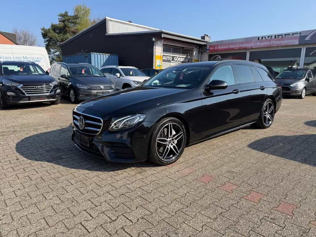 Mercedes-Benz E-Class 300 d T 9-G AMG Widescreen Burmester ILS DIST 08/2018-photo-24
