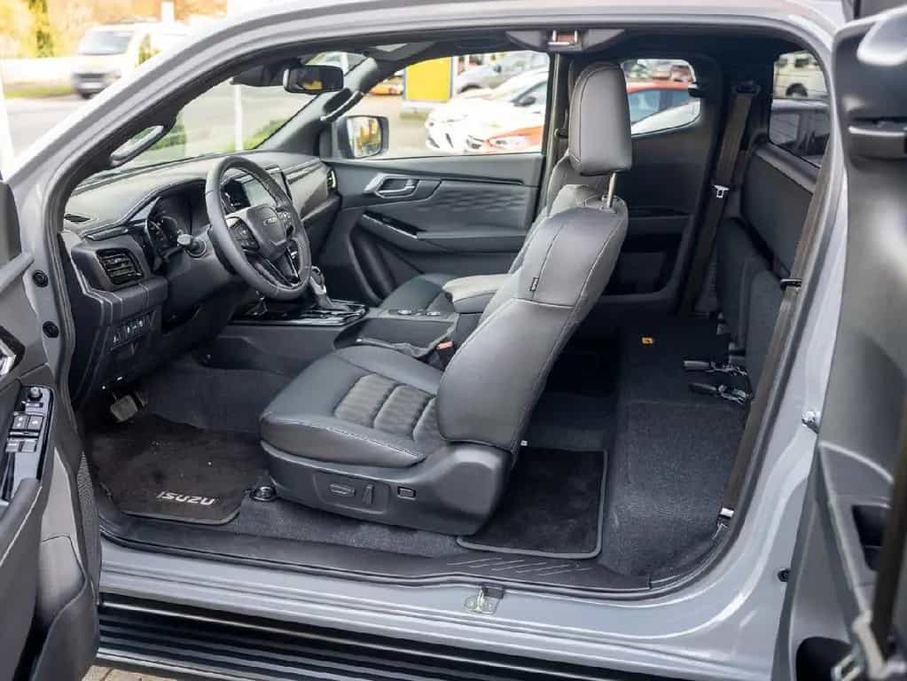 Isuzu D-Max Space Cab V-CROSS für Wohnkabine null-photo-7