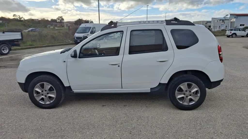 Dacia Duster 1.5 dCi 110CV S&S 4x2 Serie Special 03/2016-photo-4