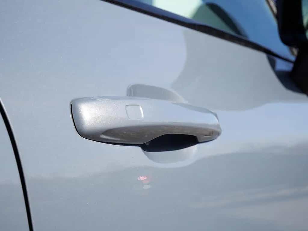 Volvo XC60 B4 AWD Plus Dark 10/2023-photo-11