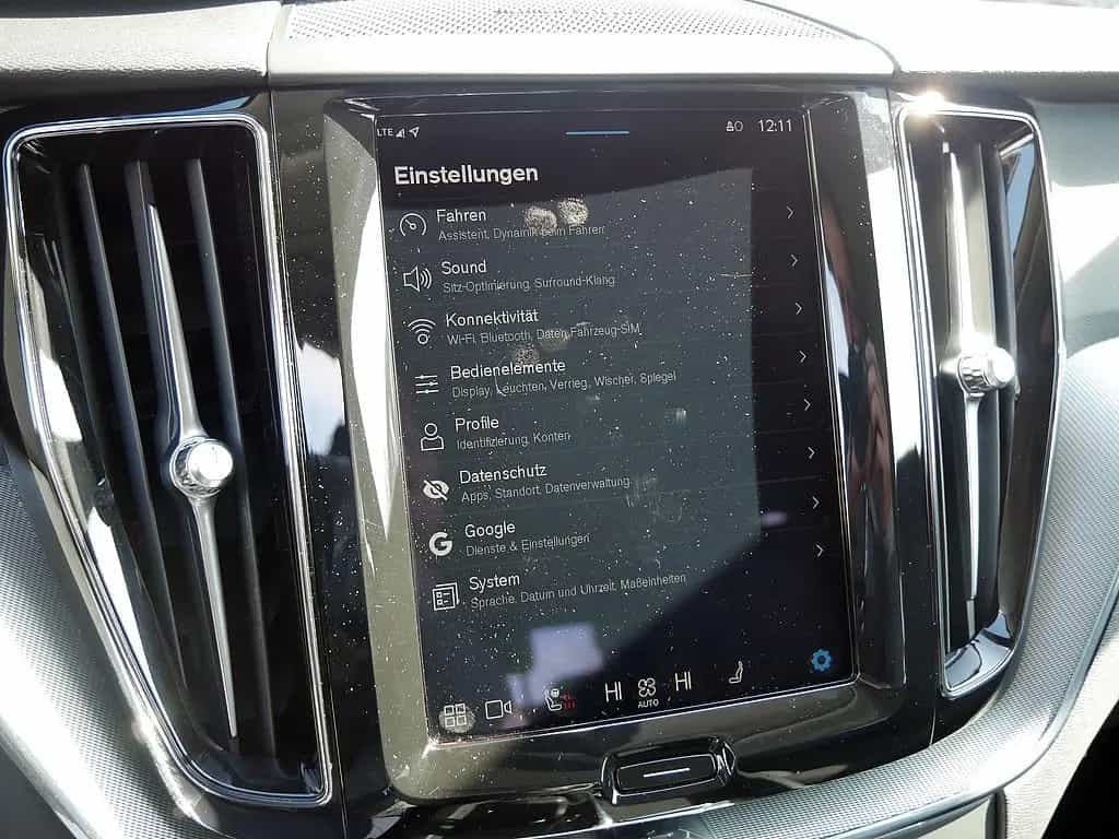 Volvo XC60 B4 AWD Plus Dark 10/2023-photo-26