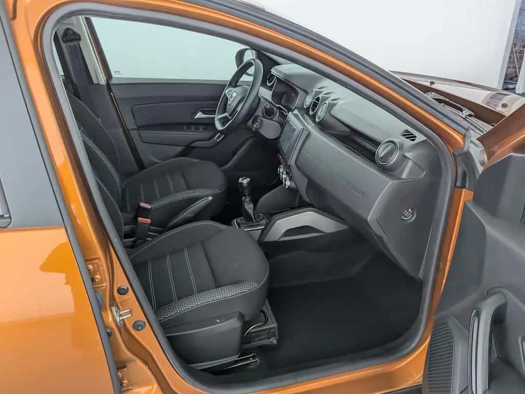 Dacia Duster II 1.2 TCe 125 Prestige 2WD NAVI+RFK+SHZ+ 05/2018-photo-11