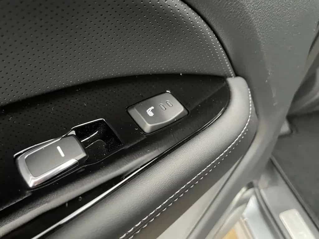 KGM Rexton 2.2 e-XDi 4x4 (Euro 6d) Lux, 20 Zoll null-photo-15