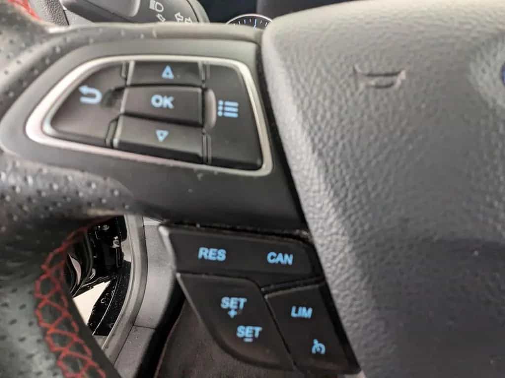 Ford EcoSport 1.0 EcoBoost ST-Line PDC+SHZ+BLUETOOTH+ 08/2018-photo-23