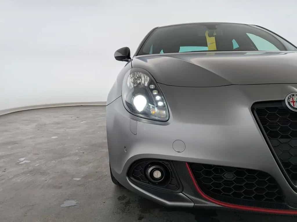 Alfa Romeo Giulietta 1,8 TBI 16V Veloce LEDER+BLUETOOTH+SHZ 08/2018-photo-2