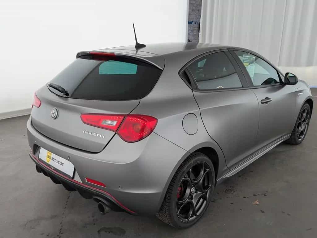 Alfa Romeo Giulietta 1,8 TBI 16V Veloce LEDER+BLUETOOTH+SHZ 08/2018-photo-5