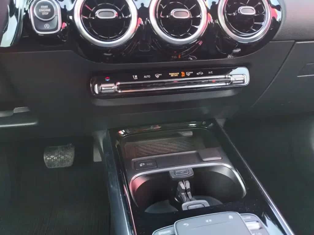 Mercedes-Benz GLA-Class 200 PROGRESSIVE|MBEAM|MBUX|SHZ|LED|PANO|NAVI 01/2021-photo-11