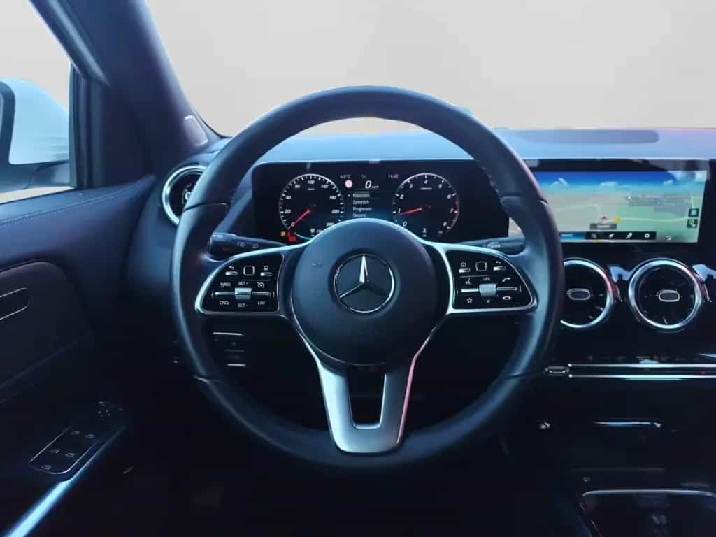 Mercedes-Benz GLA-Class 200 PROGRESSIVE|MBEAM|MBUX|SHZ|LED|PANO|NAVI 01/2021-photo-12