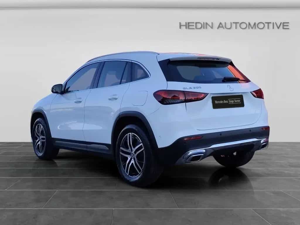 Mercedes-Benz GLA-Class 200 PROGRESSIVE|MBEAM|MBUX|SHZ|LED|PANO|NAVI 01/2021-photo-3