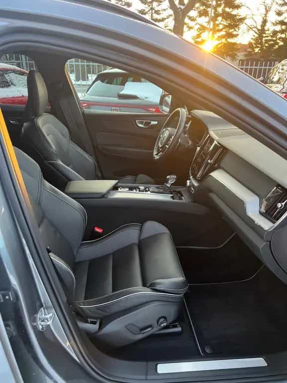 Volvo XC 60 XC60 R Design 2WD-Harman/Kardon 03/2020-photo-12
