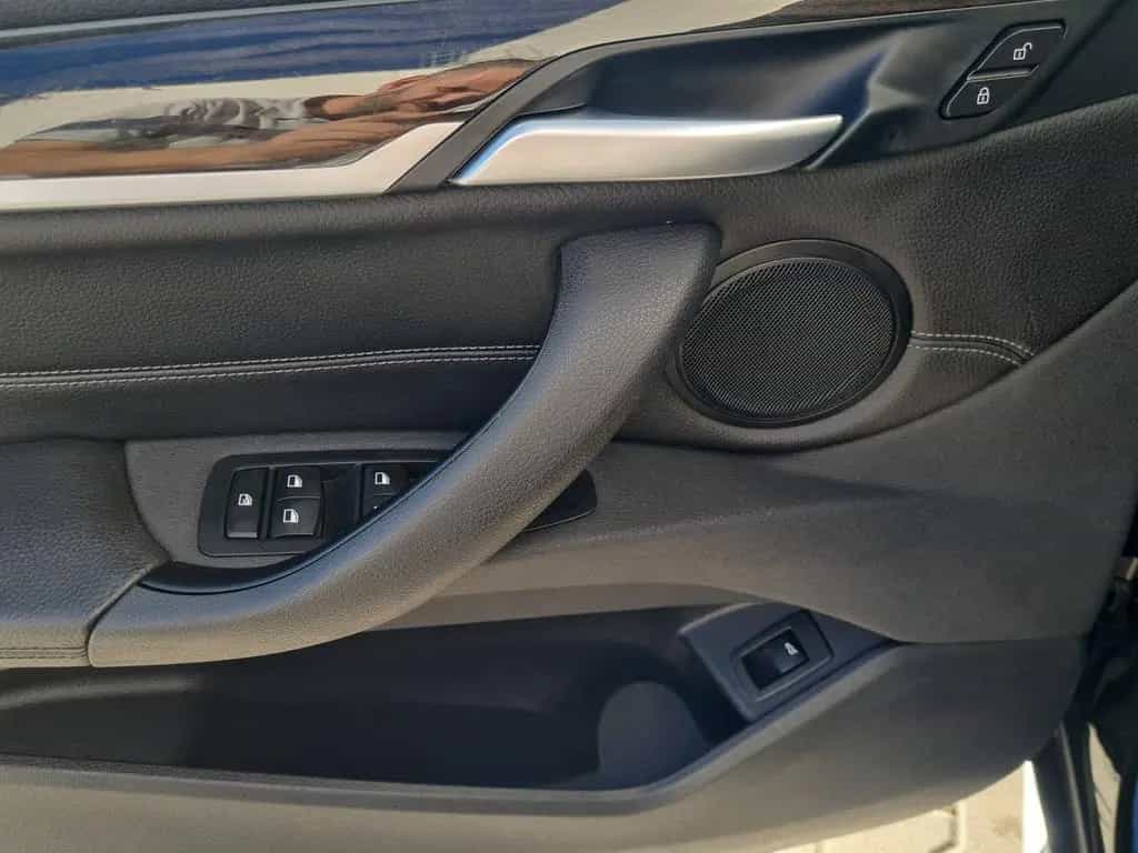 BMW X1 sDrive18i xLine LED Navi+ HuD AHK HiFi DKG 10/2020-photo-13