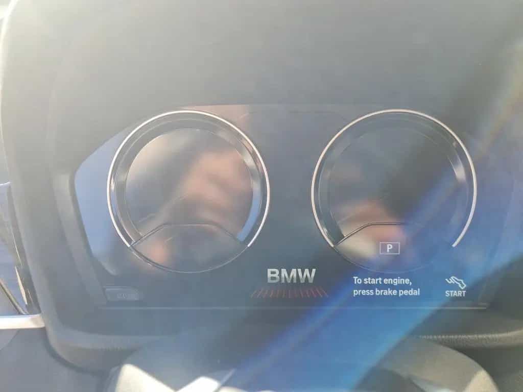 BMW X1 sDrive18i xLine LED Navi+ HuD AHK HiFi DKG 10/2020-photo-14