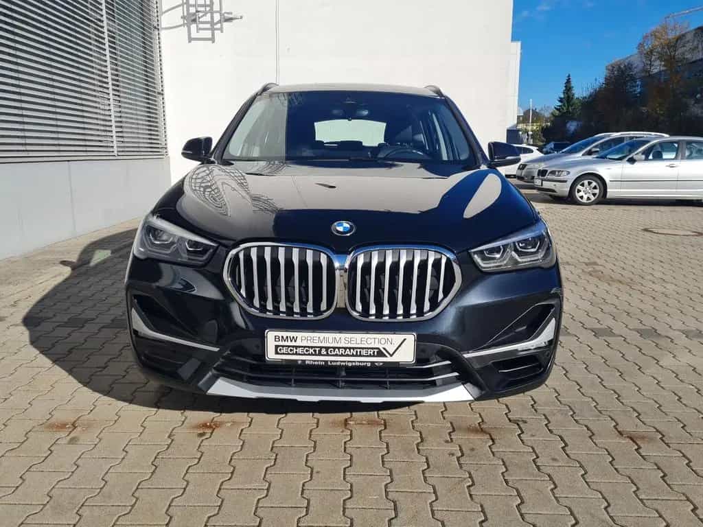 BMW X1 sDrive18i xLine LED Navi+ HuD AHK HiFi DKG 10/2020-photo-3