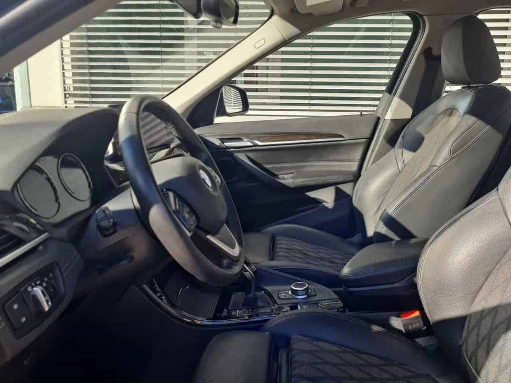 BMW X1 sDrive18i xLine LED Navi+ HuD AHK HiFi DKG 10/2020-photo-6