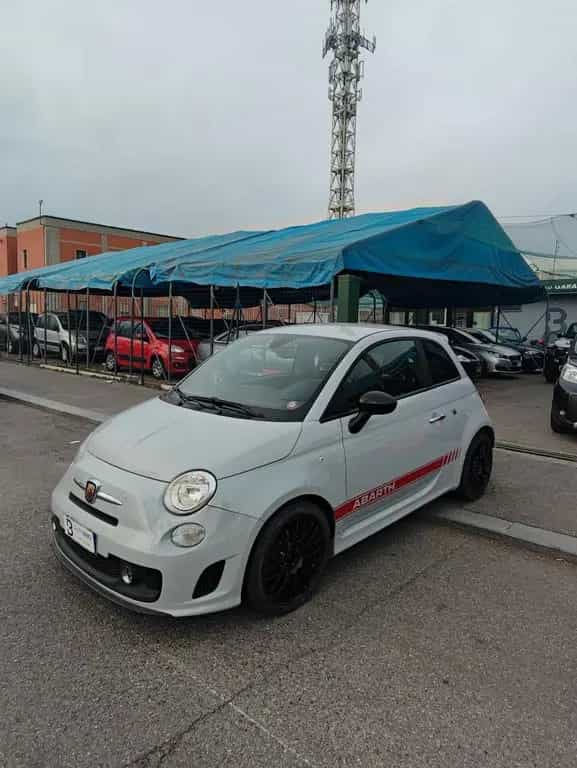 Abarth 500 1.4 Turbo T-Jet 01/2013-photo-1