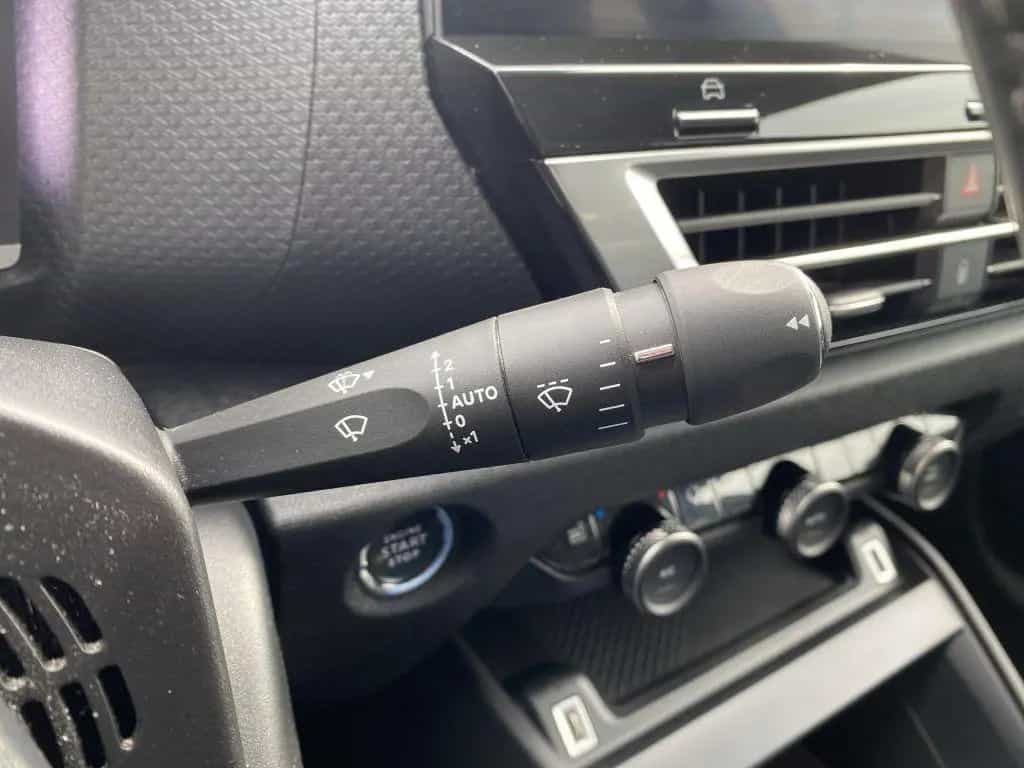 Citroën C4 Benzin 155 Automatik Shine *Winterpak*Nav*LED 10/2021-photo-15