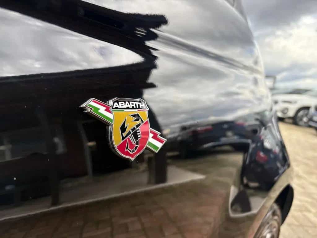Abarth 595 1.4 Turbo T-Jet 165 CV 04/2023-photo-11