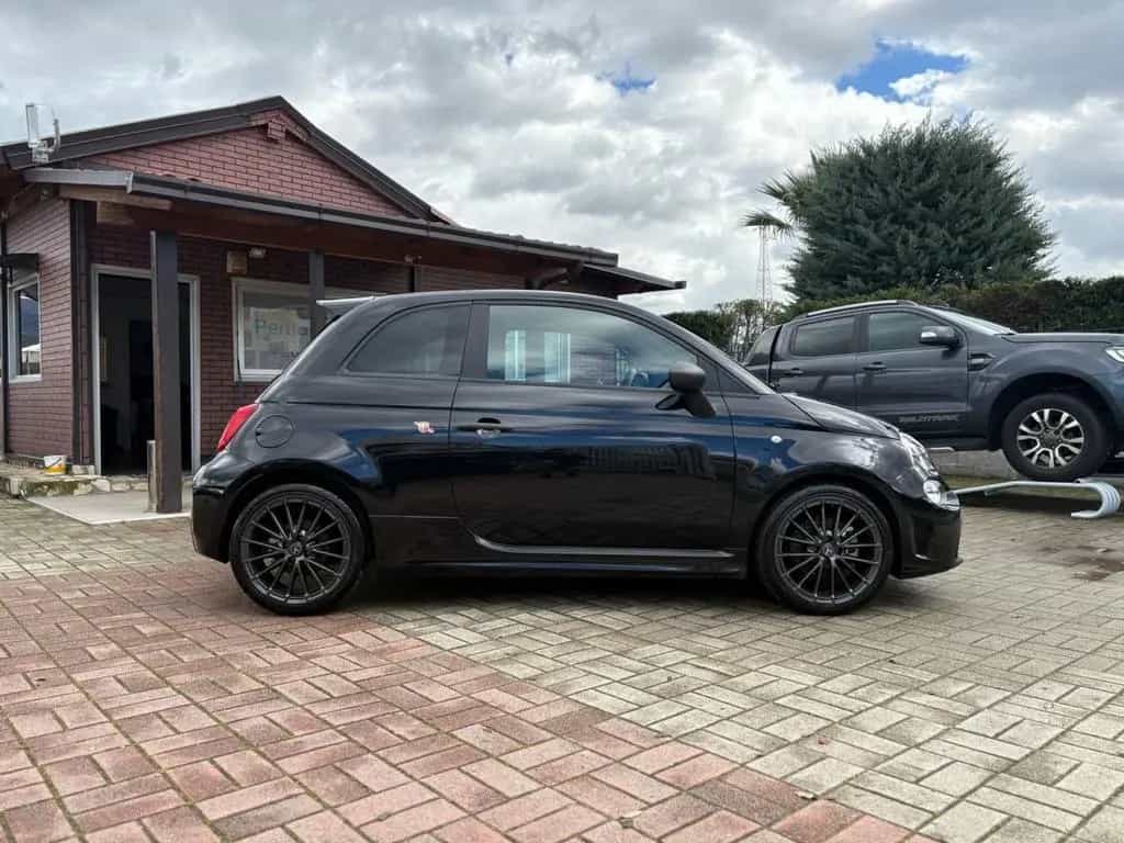 Abarth 595 1.4 Turbo T-Jet 165 CV 04/2023-photo-8