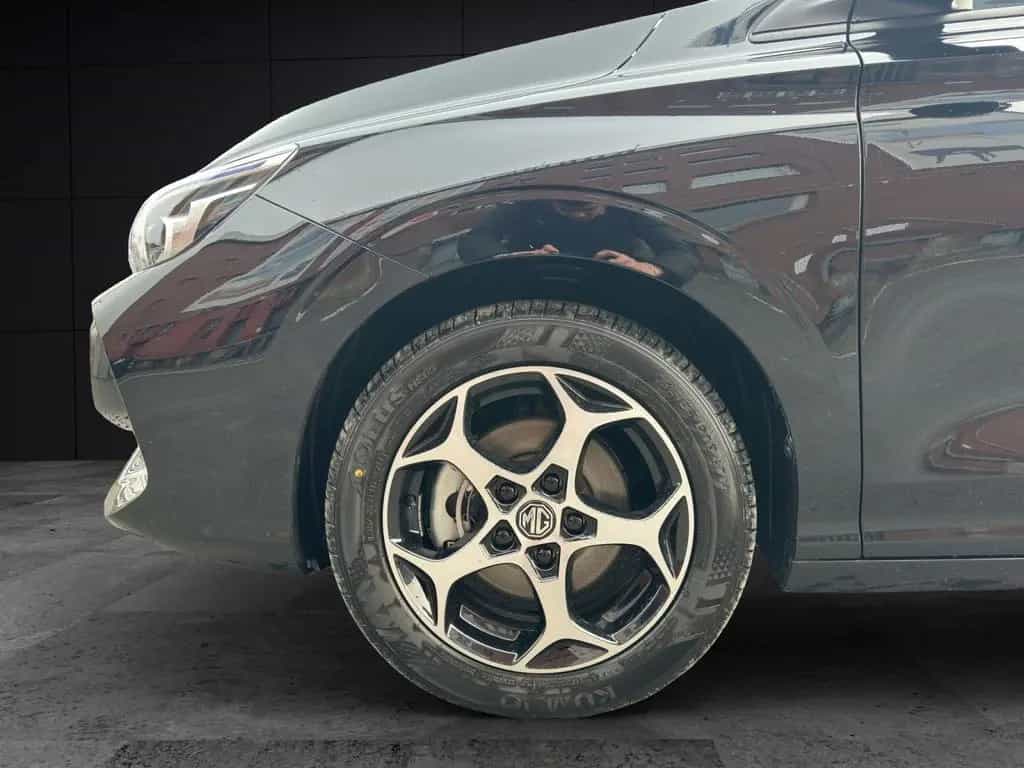 MG MG3 Hybrid+ Luxury 11/2024-photo-15