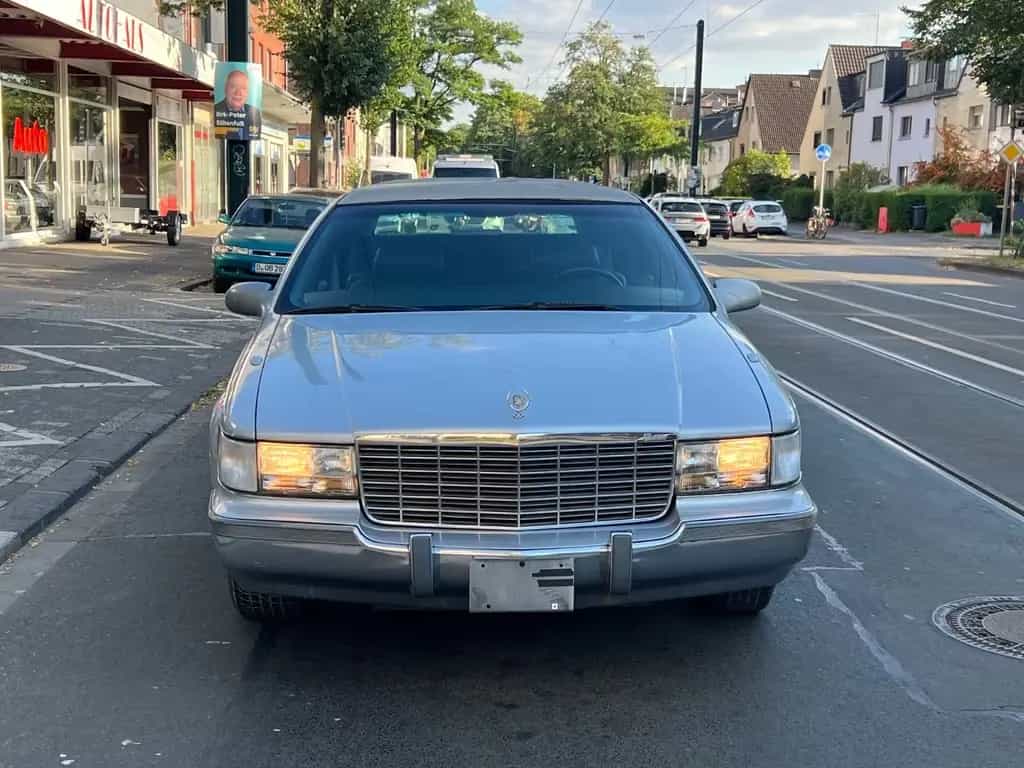 Cadillac Fleetwood Strech Limousine 11/1995-photo-1