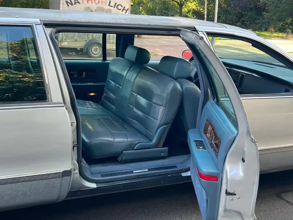 Cadillac Fleetwood Strech Limousine 11/1995-photo-10