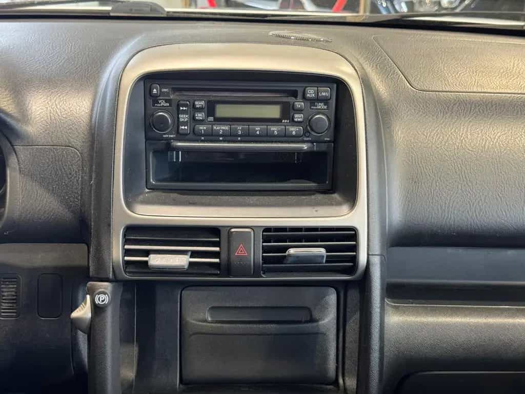 Honda CR-V ES | TÜV 10.2026 11/2005-photo-19