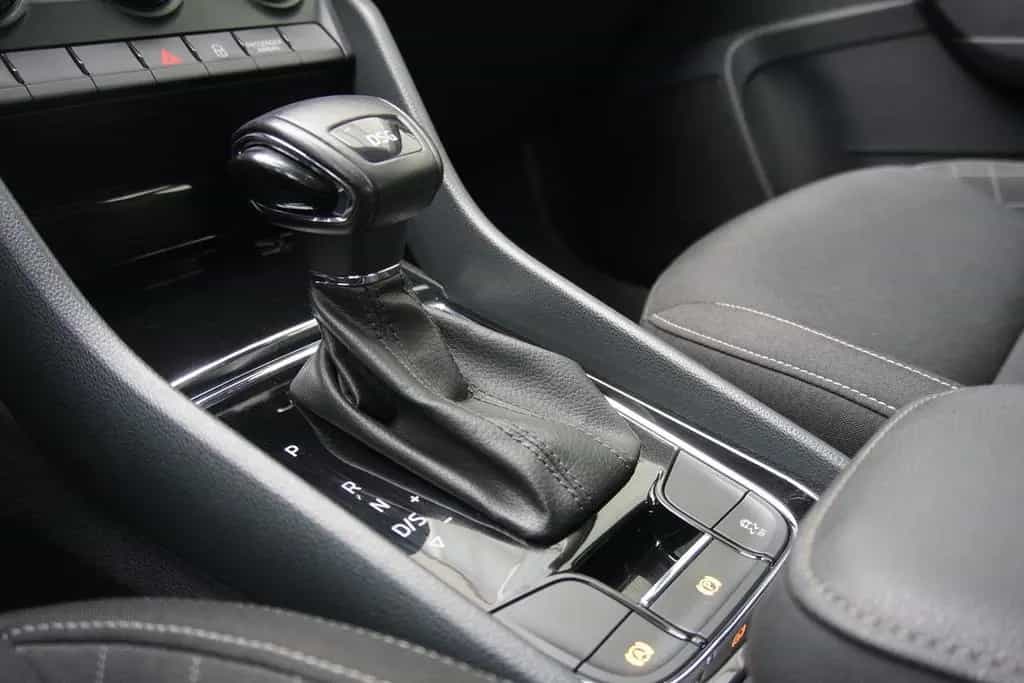 Skoda Karoq 1.0TSI DSG AHK Varioflex PDC SHZ 1 Hd. 03/2018-photo-15