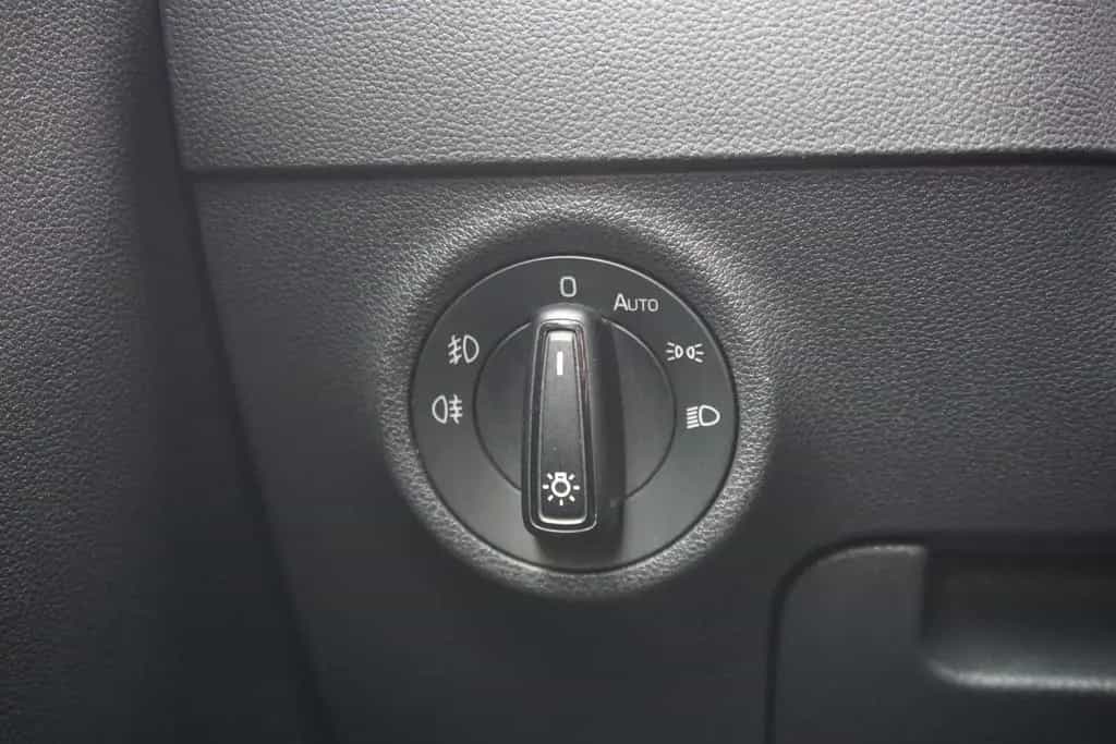 Skoda Karoq 1.0TSI DSG AHK Varioflex PDC SHZ 1 Hd. 03/2018-photo-20