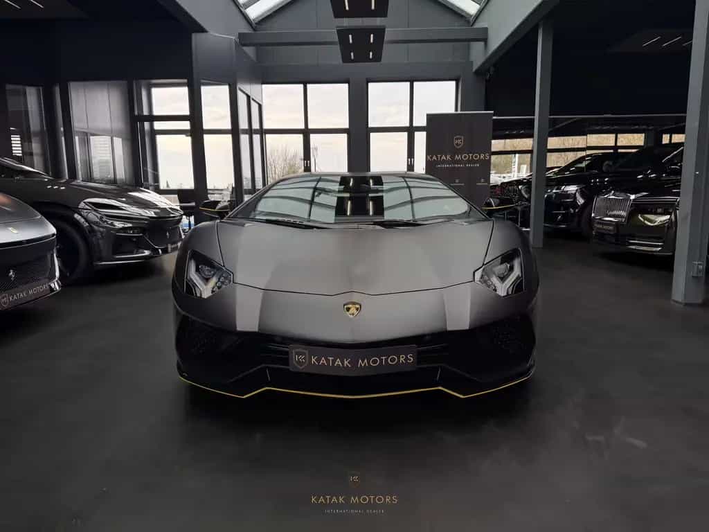 Lamborghini Aventador S/COUPE/V12/CARBON/MATT/SENSONUM SOUND 02/2018-photo-0