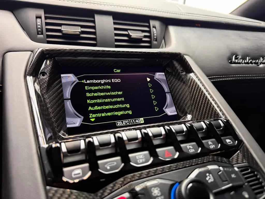 Lamborghini Aventador S/COUPE/V12/CARBON/MATT/SENSONUM SOUND 02/2018-photo-25