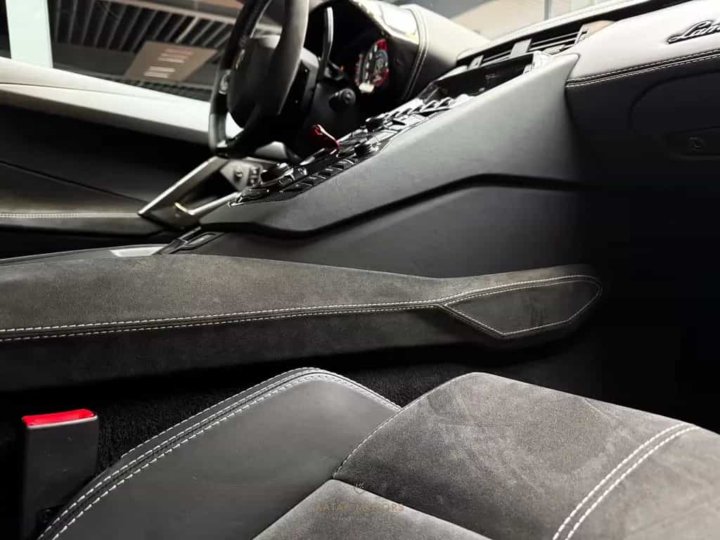Lamborghini Aventador S/COUPE/V12/CARBON/MATT/SENSONUM SOUND 02/2018-photo-29