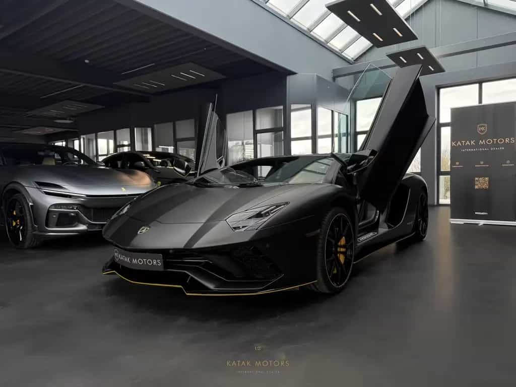 Lamborghini Aventador S/COUPE/V12/CARBON/MATT/SENSONUM SOUND 02/2018-photo-6