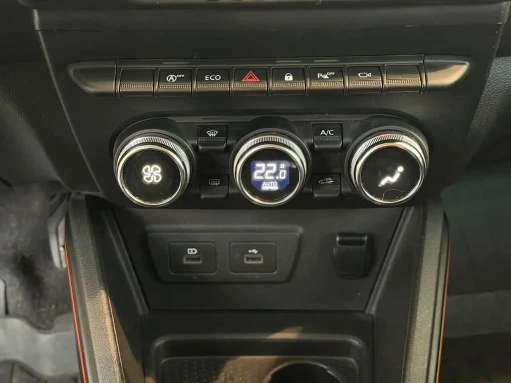 Dacia Duster Extreme TCe 130 Navi MultiView Sitzheiz. 09/2022-photo-28